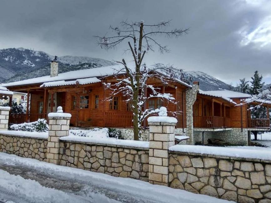 Apartmán Xylino Chalet Kalavryta Exteriér fotografie